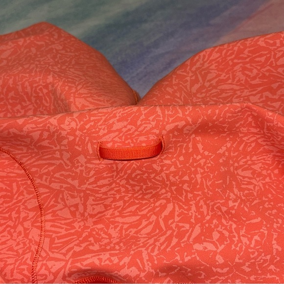 Lululemon Wunder Train High Rise Short Crunch Warm Coral size 10 - Picture 10 of 10